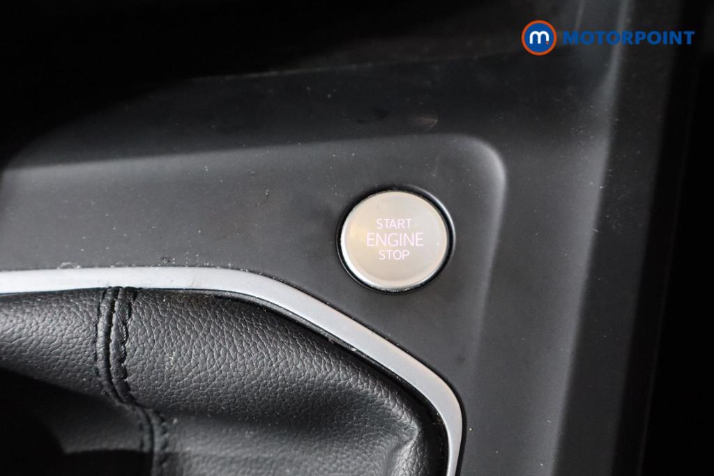 Volkswagen Golf Life Manual Petrol Hatchback - Stock Number (1541942) - 5th supplementary image