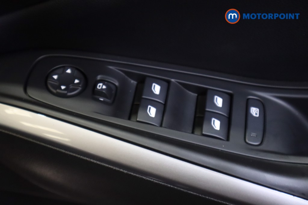 Vauxhall Grandland Ultimate Manual Petrol SUV - Stock Number (1543516) - 7th supplementary image
