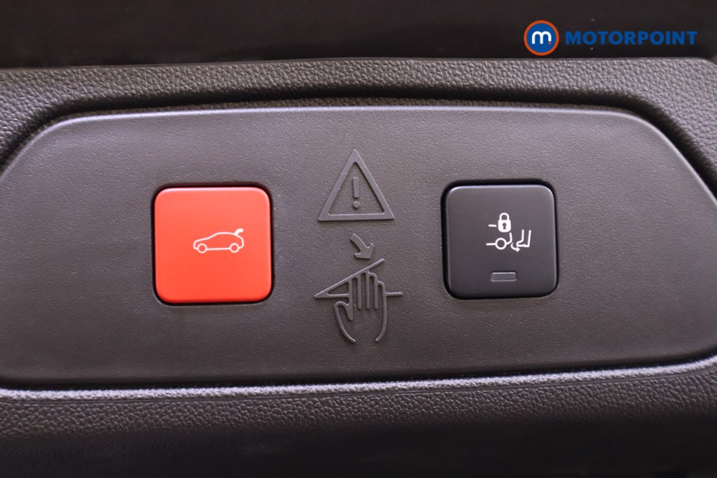 Vauxhall Grandland Ultimate Manual Petrol SUV - Stock Number (1543516) - 16th supplementary image