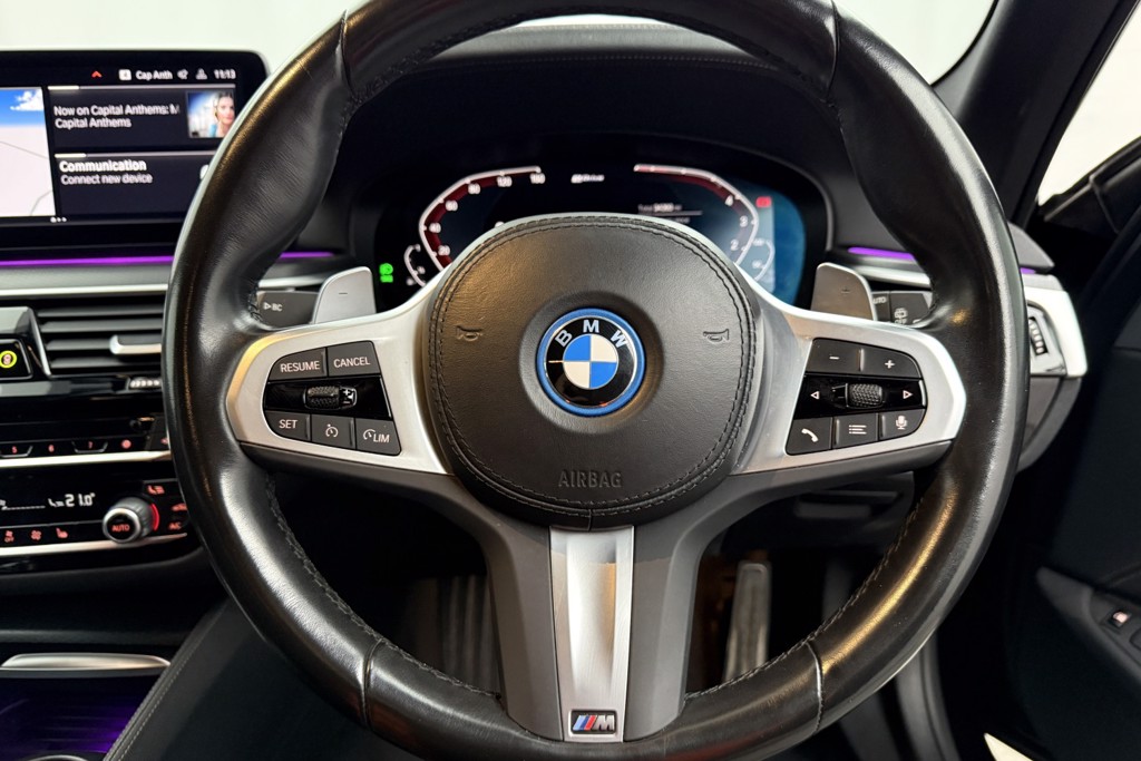 BMW 5 Series M Sport Automatic Petrol Plug-In Hybrid Estate - Stock Number (1543753) - 3rd supplementary image
