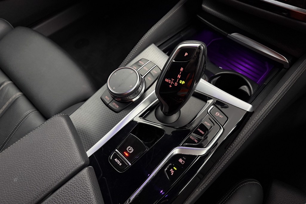 BMW 5 Series M Sport Automatic Petrol Plug-In Hybrid Estate - Stock Number (1543753) - 16th supplementary image