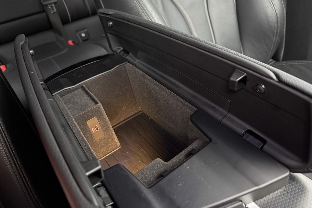 BMW 5 Series M Sport Automatic Petrol Plug-In Hybrid Estate - Stock Number (1543753) - 18th supplementary image