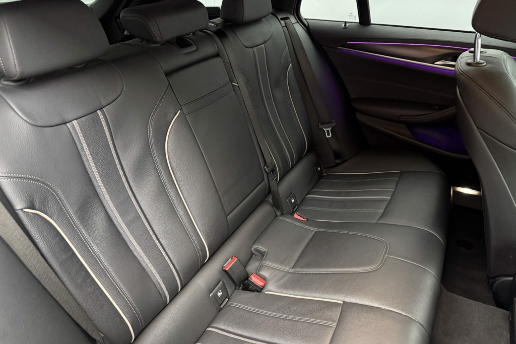 BMW 5 Series M Sport Automatic Petrol Plug-In Hybrid Estate - Stock Number (1543753) - 28th supplementary image