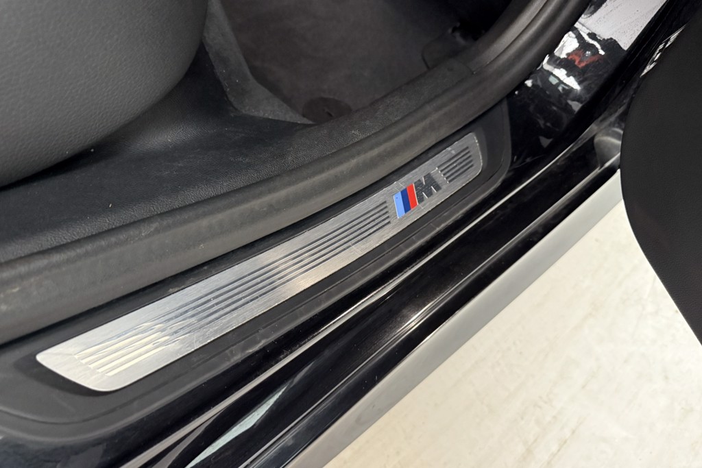 BMW 5 Series M Sport Automatic Petrol Plug-In Hybrid Estate - Stock Number (1543753) - 31st supplementary image