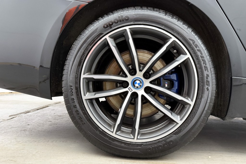 BMW 5 Series M Sport Automatic Petrol Plug-In Hybrid Estate - Stock Number (1543753) - 42nd supplementary image