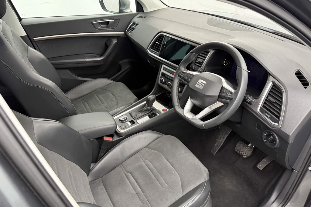 Seat Ateca Xperience Automatic Petrol SUV - Stock Number (1543877) - 1st supplementary image