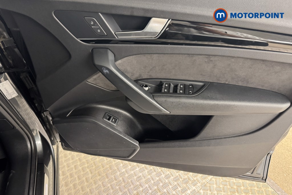Audi Q5 Black Edition Automatic Diesel SUV - Stock Number (1545460) - 14th supplementary image