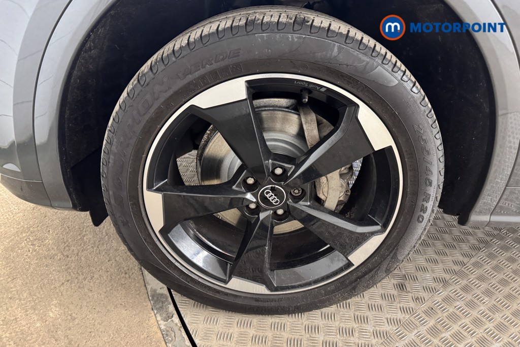 Audi Q5 Black Edition Automatic Diesel SUV - Stock Number (1545460) - 22nd supplementary image