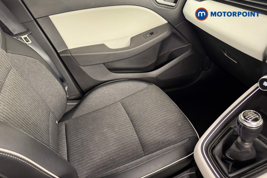 Renault Clio Techno Manual Petrol Hatchback - Stock Number (1545726) - 11th supplementary image