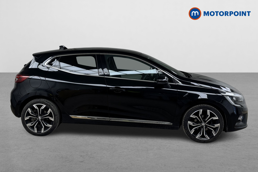 Renault Clio Techno Manual Petrol Hatchback - Stock Number (1545726) - Drivers side