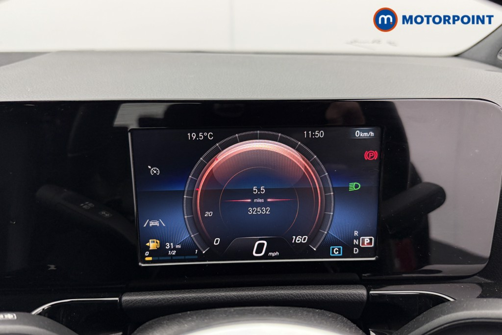 Mercedes-Benz GLA Sport Automatic Petrol SUV - Stock Number (1546571) - 5th supplementary image
