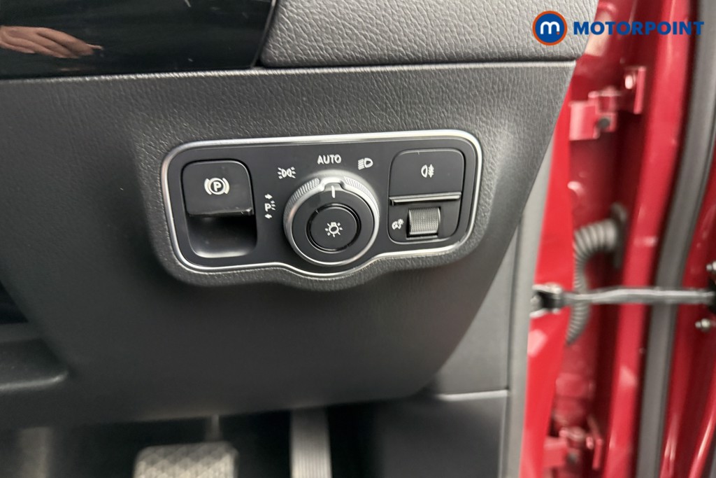 Mercedes-Benz GLA Sport Automatic Petrol SUV - Stock Number (1546571) - 14th supplementary image