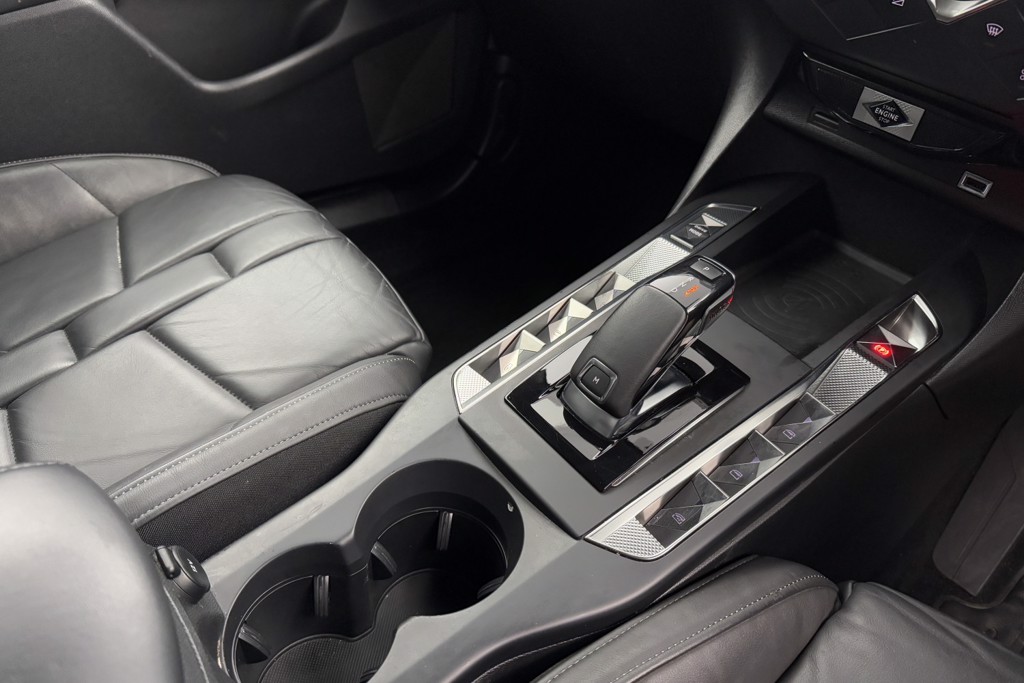 DS Ds 3 Ultra Prestige Automatic Petrol SUV - Stock Number (1546578) - 14th supplementary image