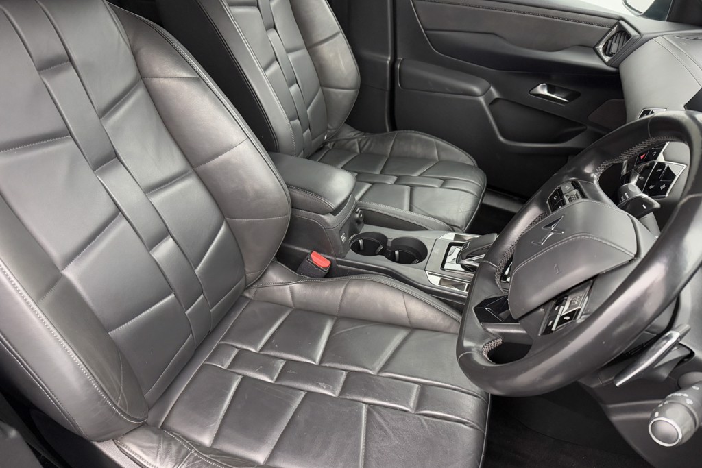 DS Ds 3 Ultra Prestige Automatic Petrol SUV - Stock Number (1546578) - 19th supplementary image