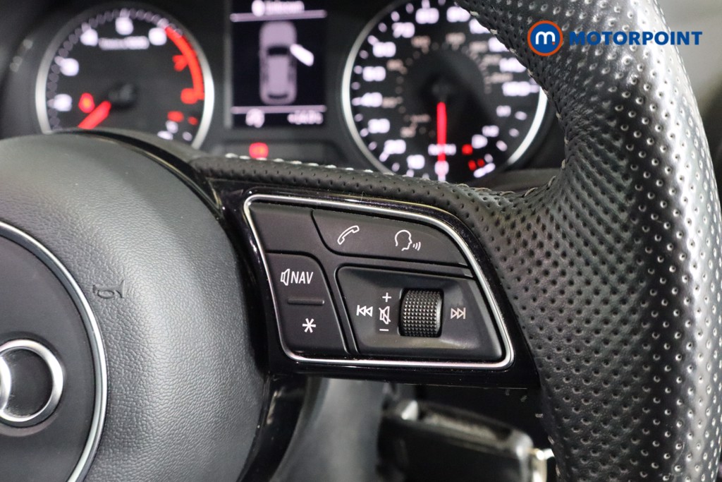 Audi Q2 Black Edition Manual Petrol SUV - Stock Number (1546749) - 4th supplementary image