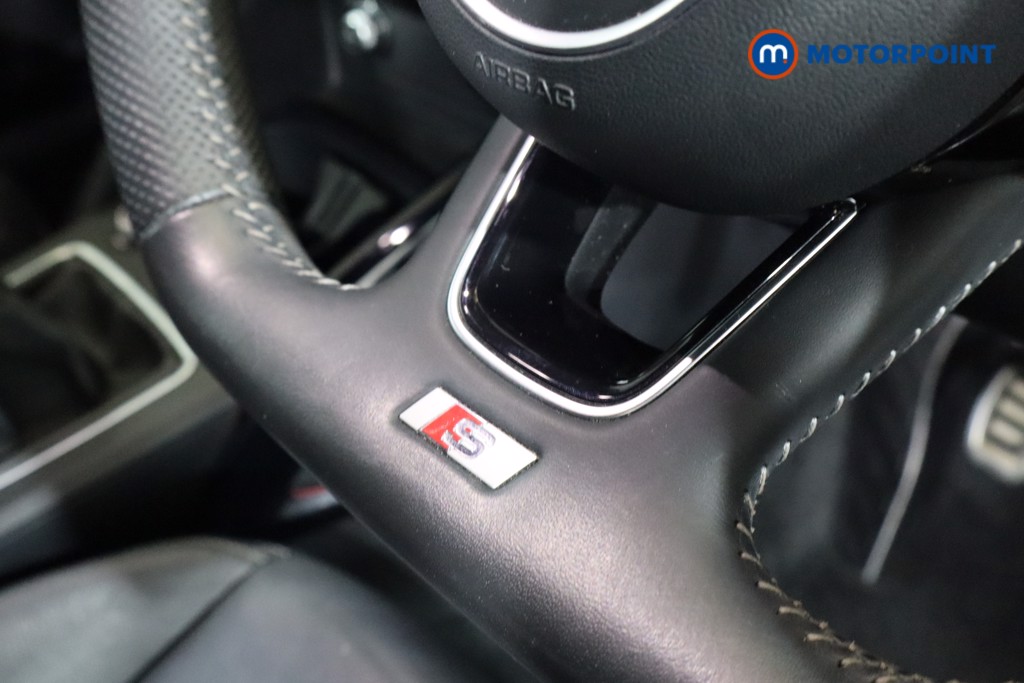 Audi Q2 Black Edition Manual Petrol SUV - Stock Number (1546749) - 10th supplementary image