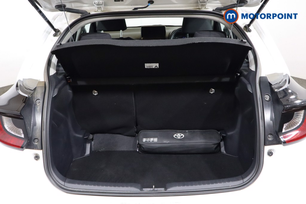 Toyota Yaris Icon Automatic Petrol-Electric Hybrid Hatchback - Stock Number (1546851) - 13th supplementary image