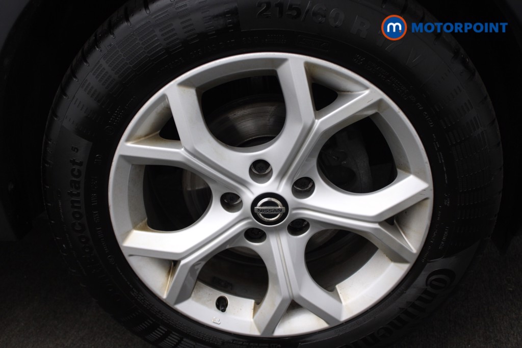 Nissan Juke N-Connecta Automatic Petrol SUV - Stock Number (1547191) - 18th supplementary image