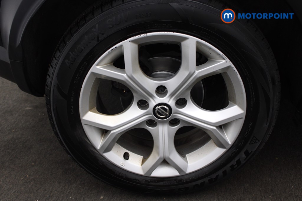 Nissan Juke N-Connecta Automatic Petrol SUV - Stock Number (1547191) - 19th supplementary image