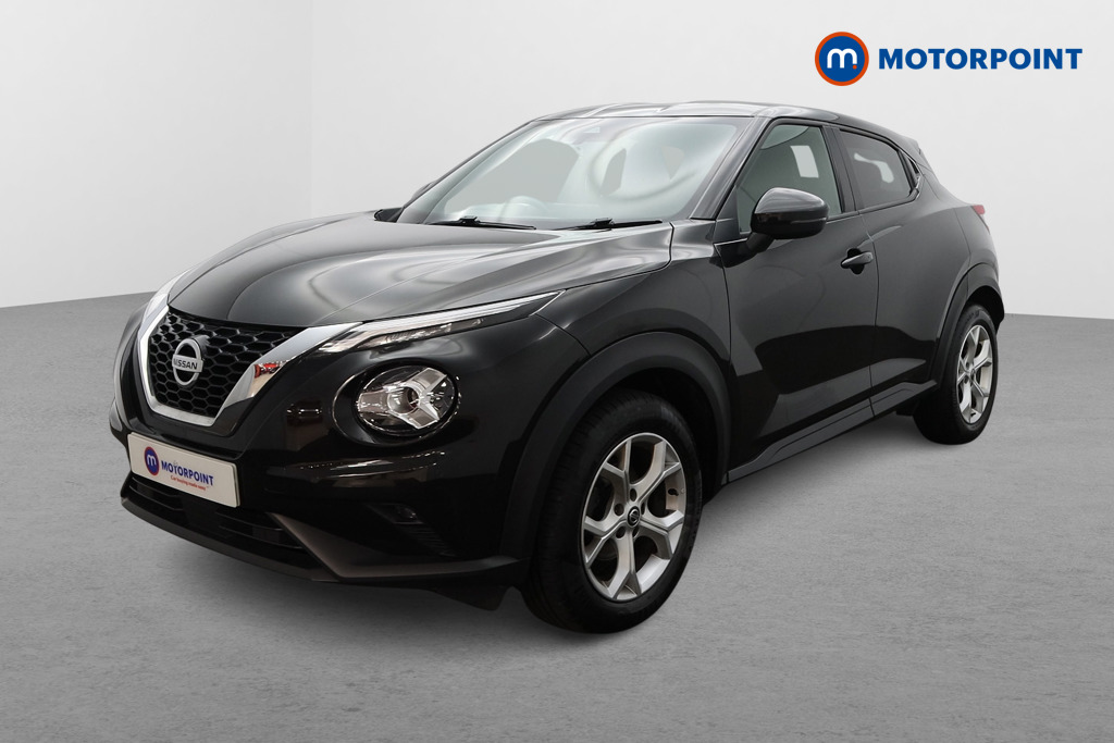 Nissan Juke N-Connecta Automatic Petrol SUV - Stock Number (1547191) - Passenger side front corner