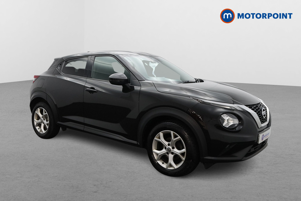 Nissan Juke N-Connecta Automatic Petrol SUV - Stock Number (1547191) - Drivers side front corner