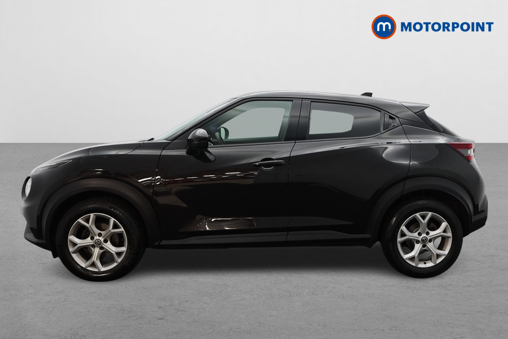 Nissan Juke N-Connecta Automatic Petrol SUV - Stock Number (1547191) - Passenger side