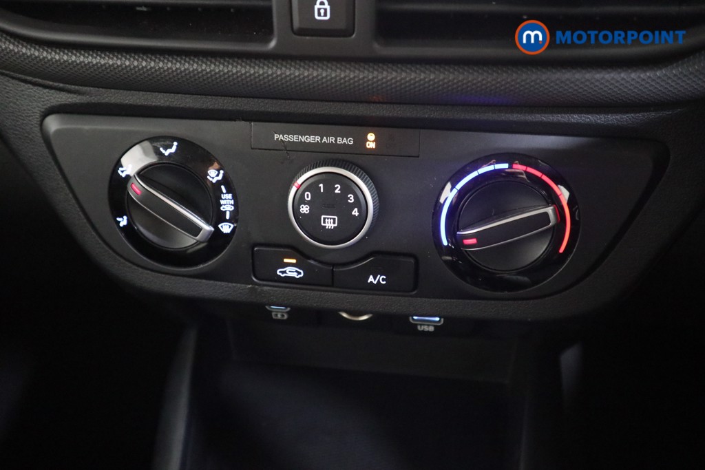 Hyundai I10 Advance Automatic Petrol Hatchback - Stock Number (1547276) - 7th supplementary image