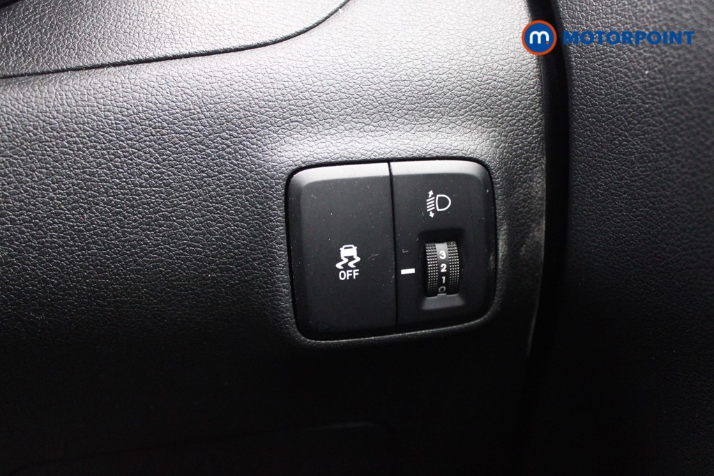 Hyundai I10 Advance Automatic Petrol Hatchback - Stock Number (1547281) - 13th supplementary image