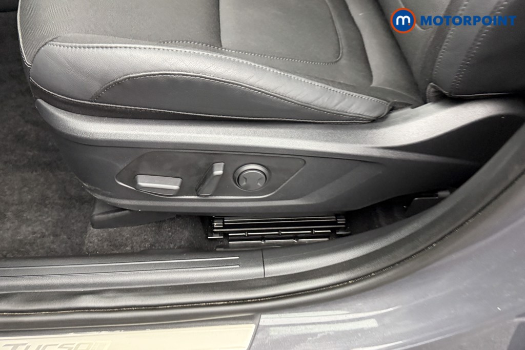 Hyundai Tucson Premium Automatic Petrol Plug-In Hybrid SUV - Stock Number (1547386) - 25th supplementary image