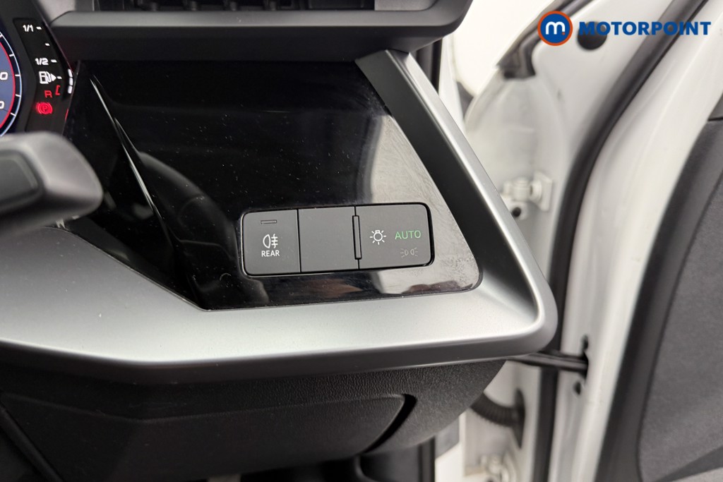 Audi A3 Technik Manual Petrol Hatchback - Stock Number (1547749) - 15th supplementary image
