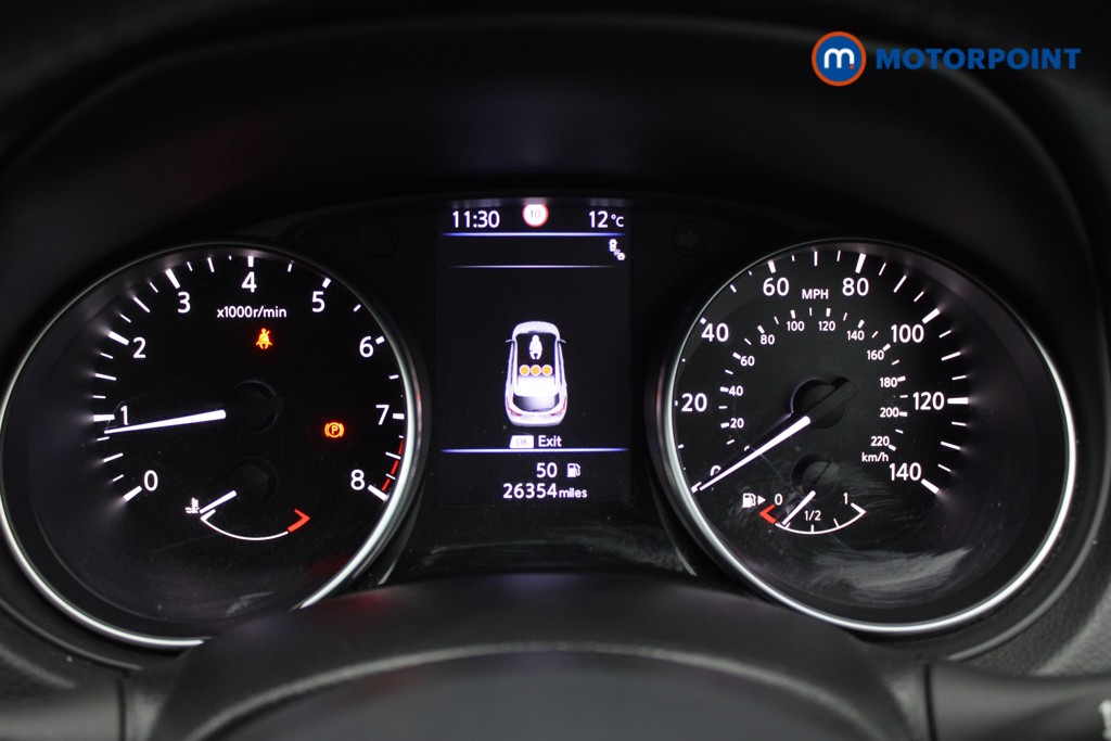Nissan Qashqai N-Motion Manual Petrol SUV - Stock Number (1547807) - 4th supplementary image