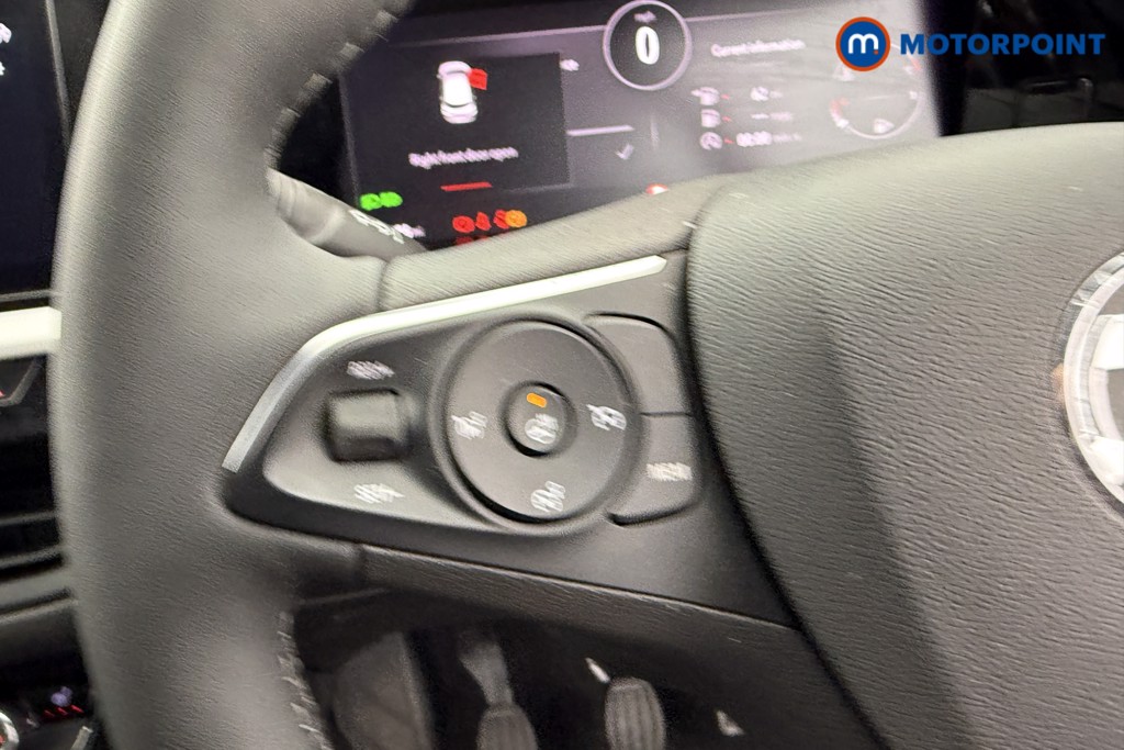 Vauxhall Grandland Ultimate Manual Petrol SUV - Stock Number (1547878) - 12th supplementary image