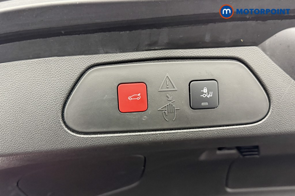 Vauxhall Grandland Ultimate Manual Petrol SUV - Stock Number (1547878) - 22nd supplementary image
