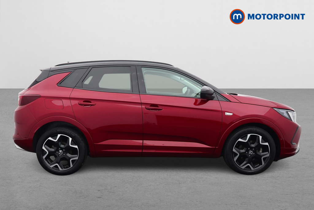 Vauxhall Grandland Ultimate Manual Petrol SUV - Stock Number (1547878) - Drivers side