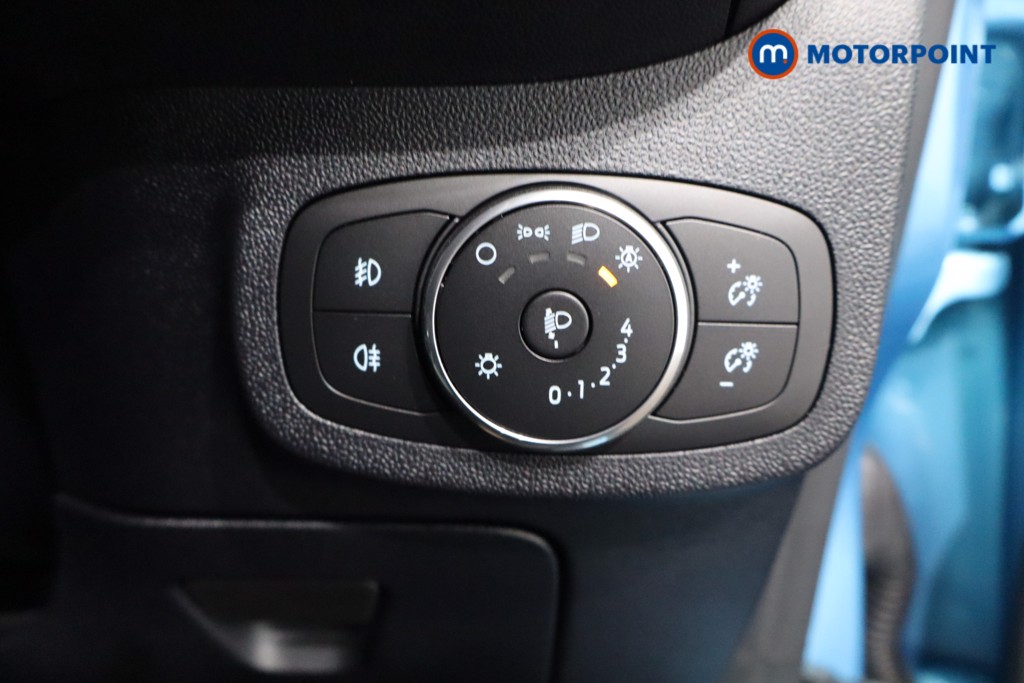 Ford Fiesta St-Line Vignale Automatic Petrol-Electric Hybrid Hatchback - Stock Number (1548475) - 18th supplementary image