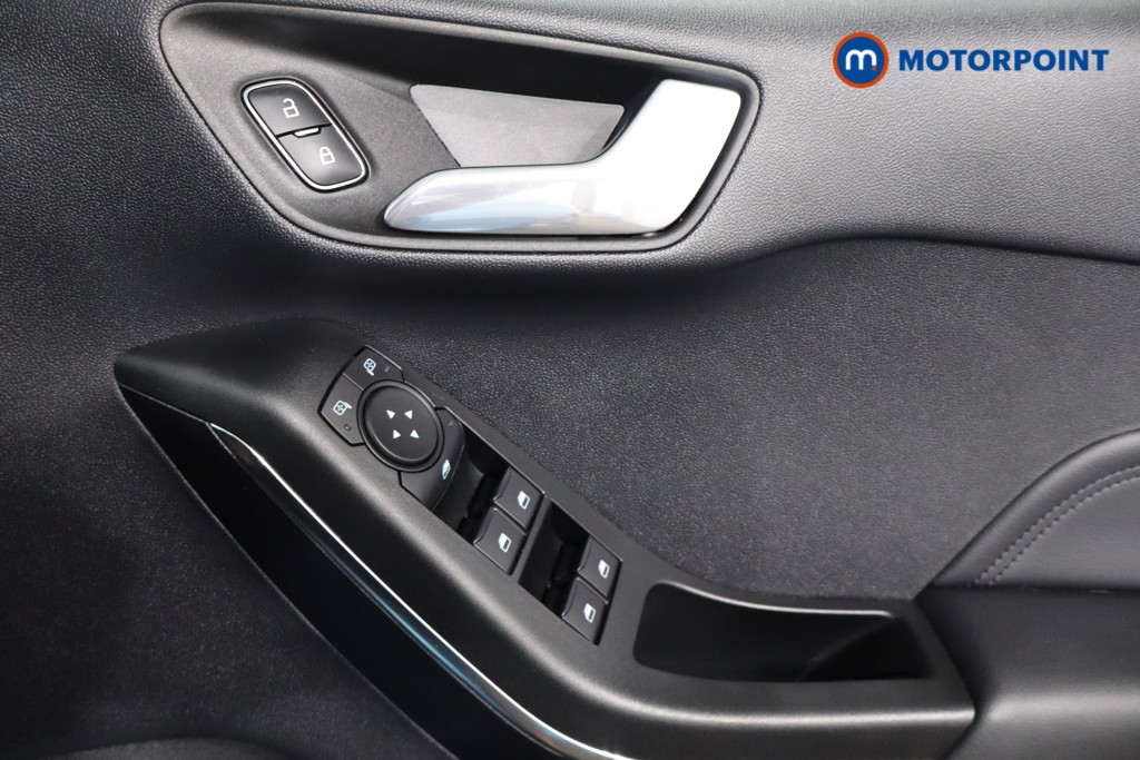 Ford Fiesta St-Line Vignale Automatic Petrol-Electric Hybrid Hatchback - Stock Number (1548475) - 19th supplementary image