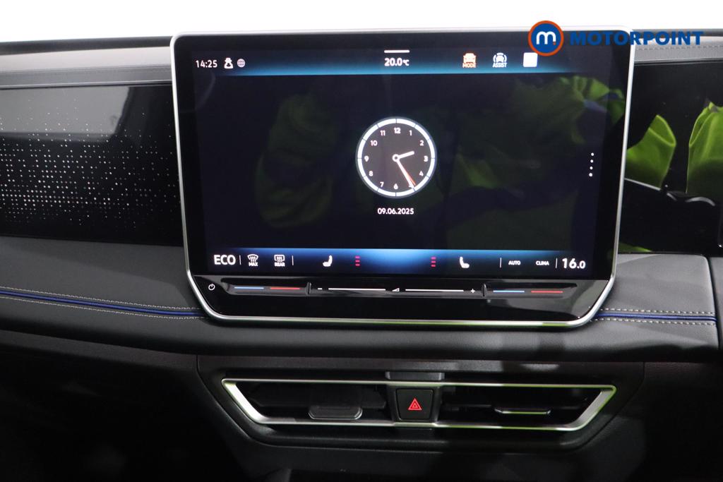 Volkswagen Tiguan R-Line Automatic Petrol Plug-In Hybrid SUV - Stock Number (1548530) - 2nd supplementary image