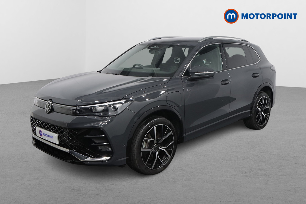 Volkswagen Tiguan R-Line Automatic Petrol Plug-In Hybrid SUV - Stock Number (1548530) - Passenger side front corner