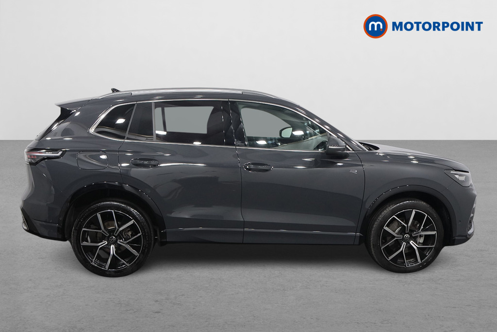 Volkswagen Tiguan R-Line Automatic Petrol Plug-In Hybrid SUV - Stock Number (1548530) - Drivers side