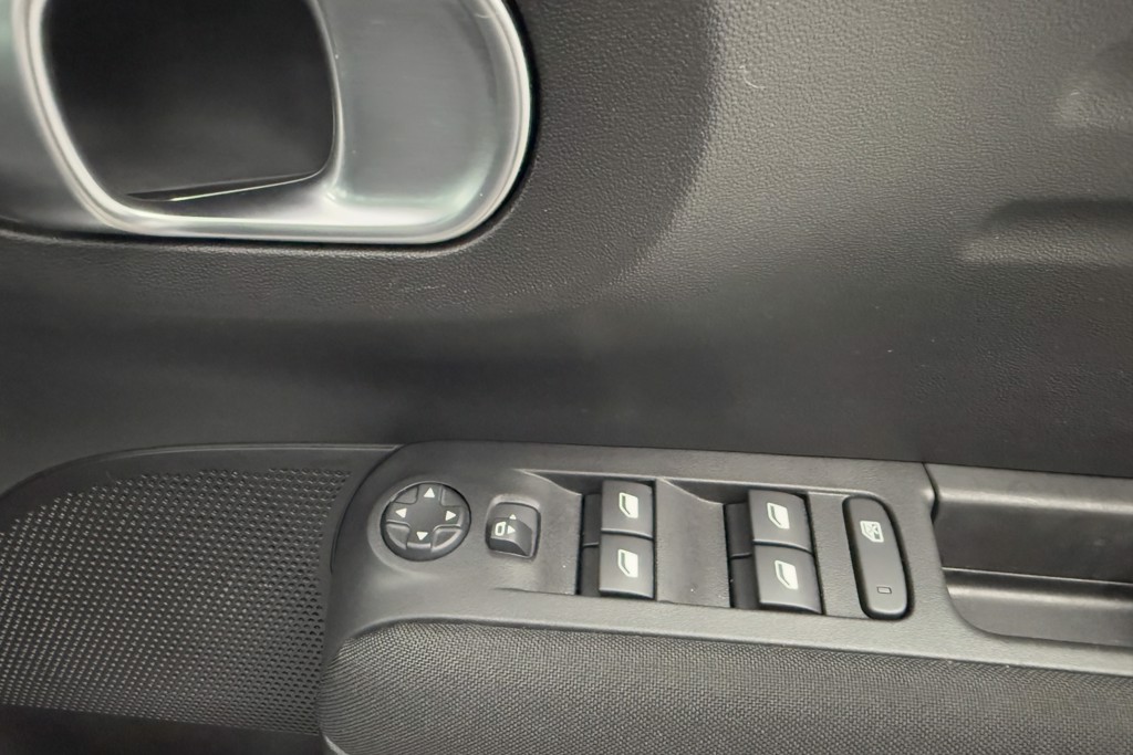 Citroen C3 Aircross MAX Automatic Petrol SUV - Stock Number (1548663) - 16th supplementary image
