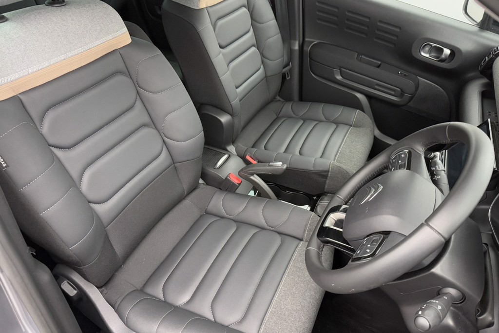 Citroen C3 Aircross MAX Automatic Petrol SUV - Stock Number (1548663) - 17th supplementary image