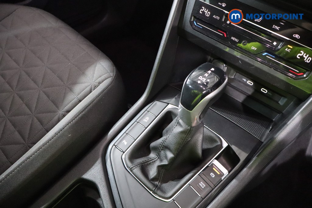 Volkswagen Tiguan Life Automatic Diesel SUV - Stock Number (1548962) - 17th supplementary image