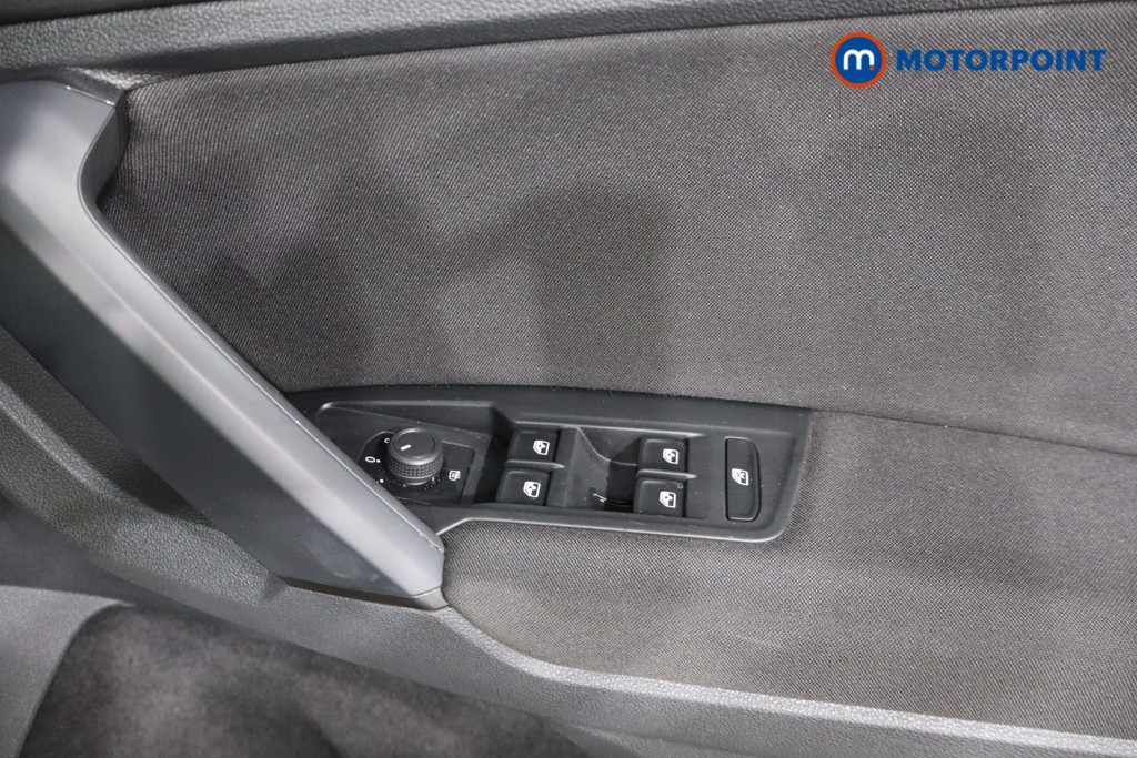 Volkswagen Tiguan Life Automatic Diesel SUV - Stock Number (1548962) - 22nd supplementary image