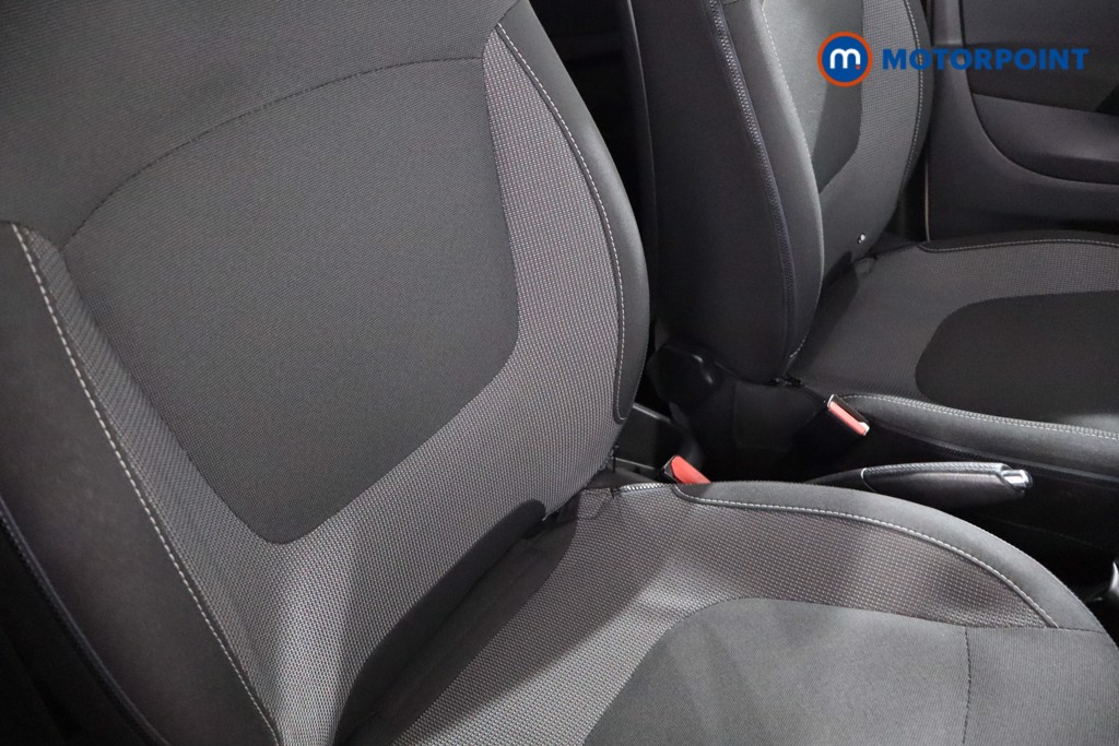 Renault Captur Dynamique S Nav Manual Petrol SUV - Stock Number (1549000) - 25th supplementary image