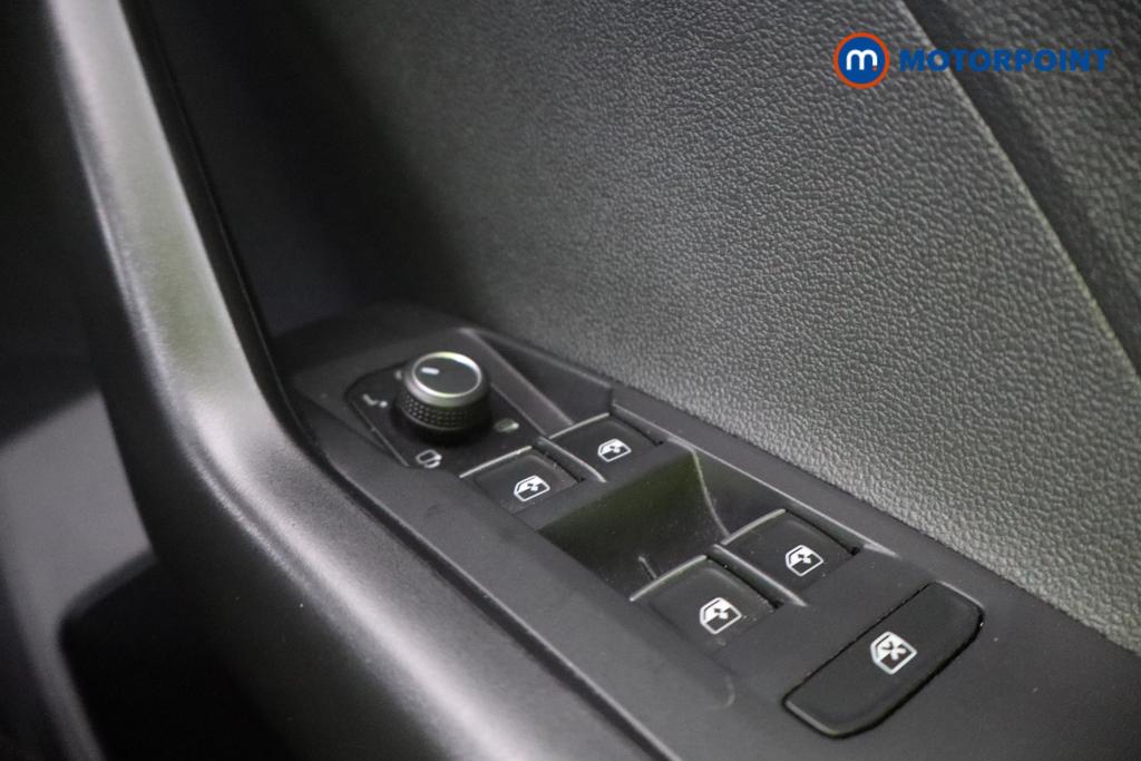 Volkswagen T-Cross SEL Manual Petrol SUV - Stock Number (1549245) - 11th supplementary image