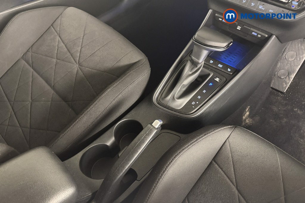 Hyundai Bayon Premium Automatic Petrol-Electric Hybrid SUV - Stock Number (1549394) - 9th supplementary image