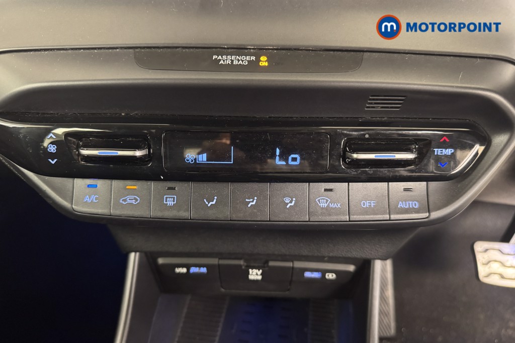 Hyundai Bayon Premium Automatic Petrol-Electric Hybrid SUV - Stock Number (1549394) - 10th supplementary image