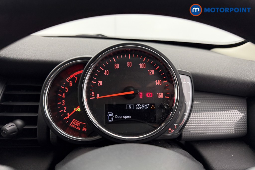 Mini Hatchback Cooper Classic Manual Petrol Hatchback - Stock Number (1549863) - 4th supplementary image