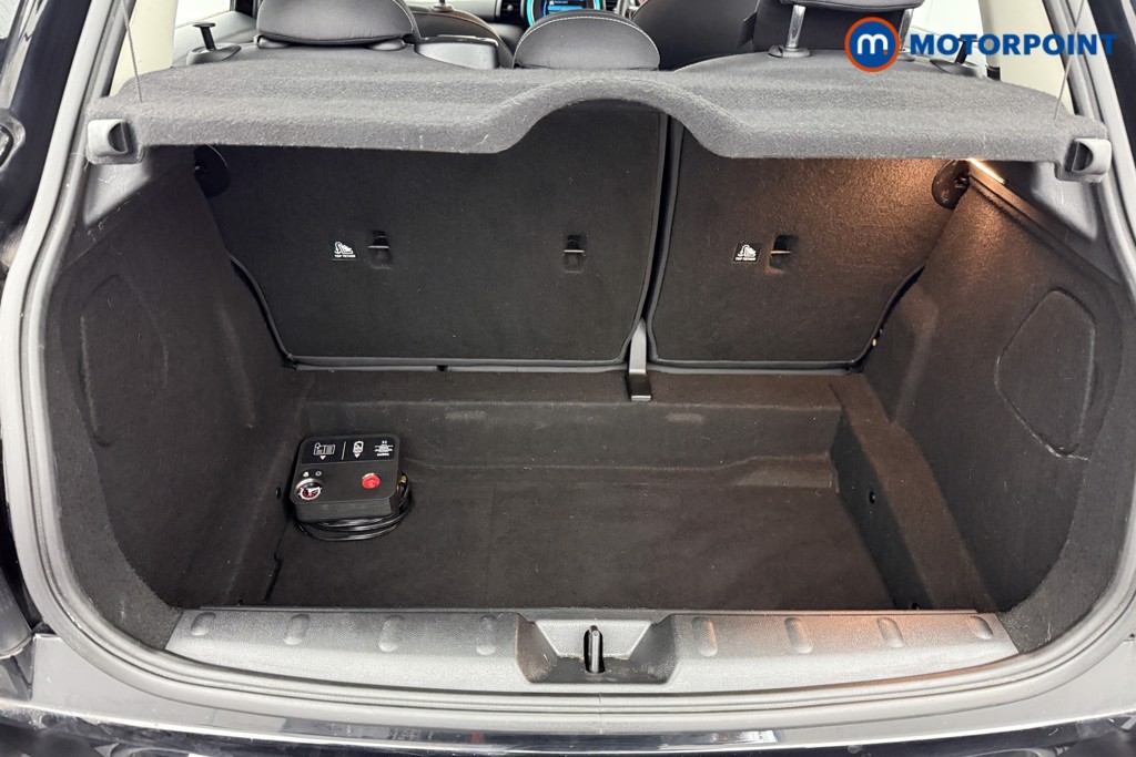 Mini Hatchback Cooper Classic Manual Petrol Hatchback - Stock Number (1549863) - 18th supplementary image