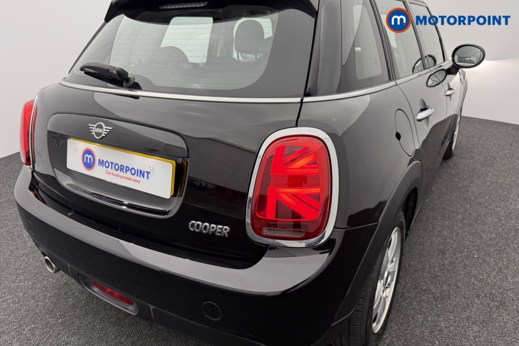 Mini Hatchback Cooper Classic Manual Petrol Hatchback - Stock Number (1549863) - 23rd supplementary image